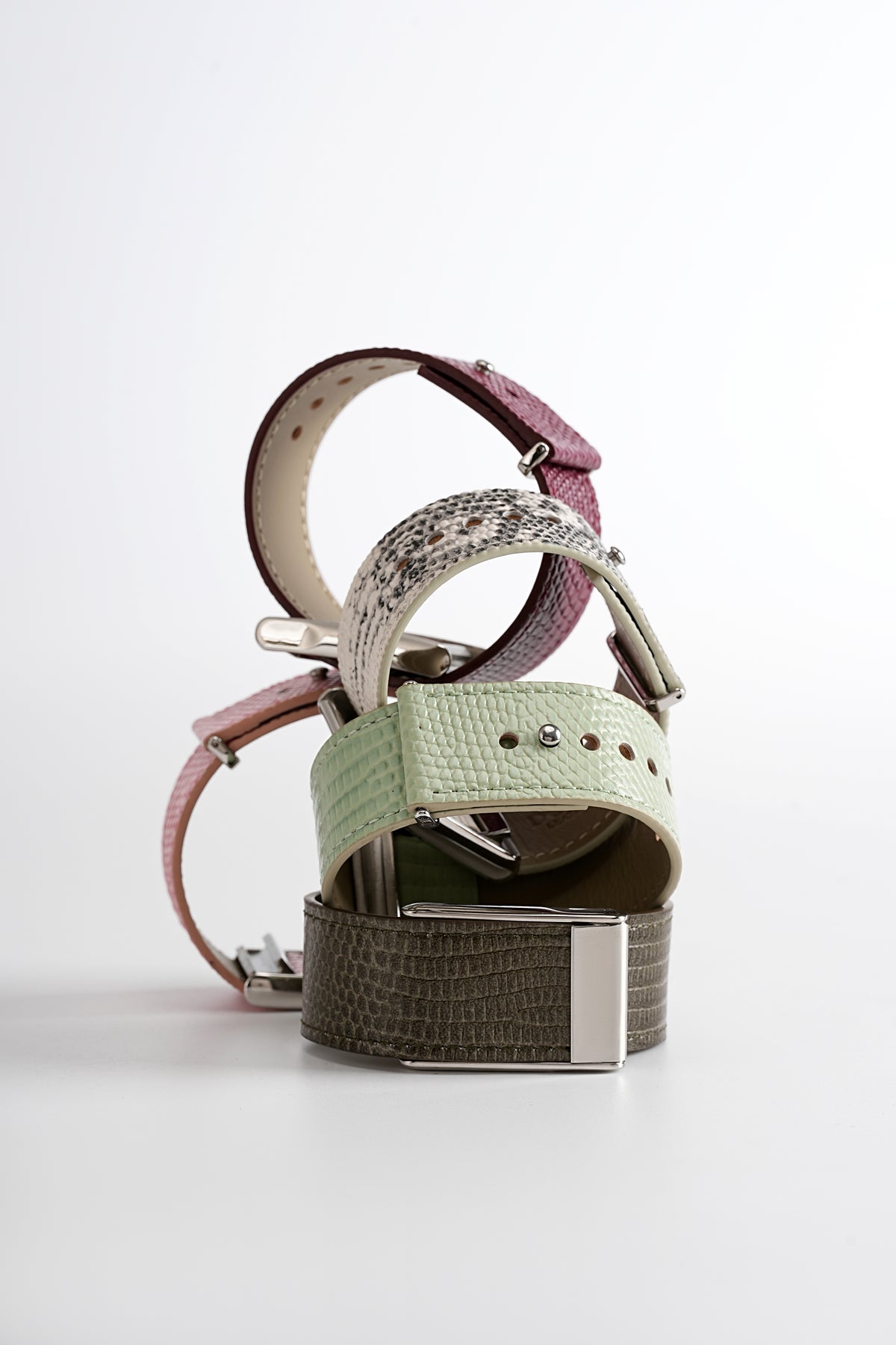DKN Exclusive – Olive Green Lizard Whoop 5.0 & MG Strap